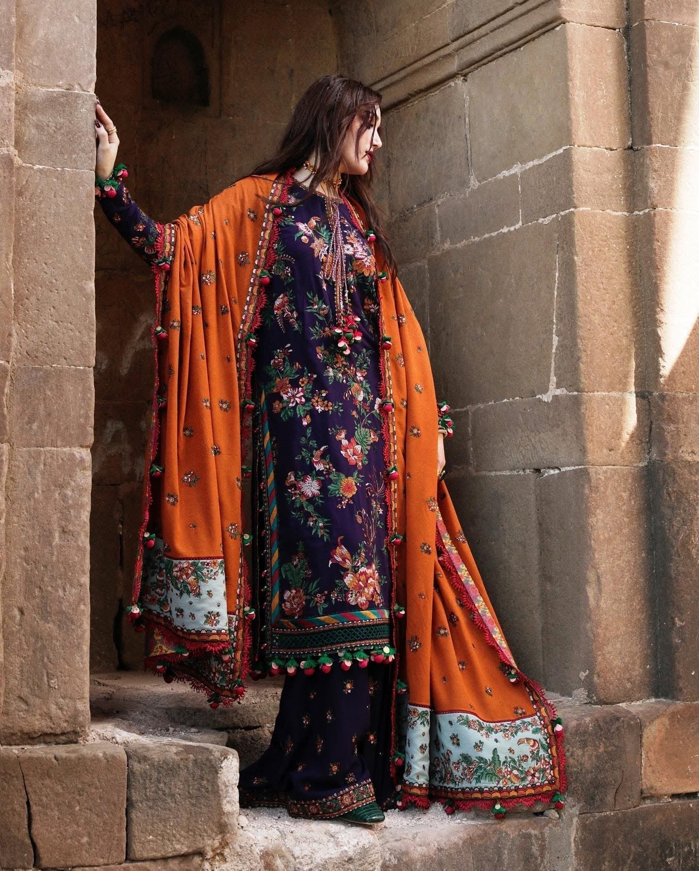 Hussain Rehar Unstitched Dhanak 3PC With Embroidered Shawl