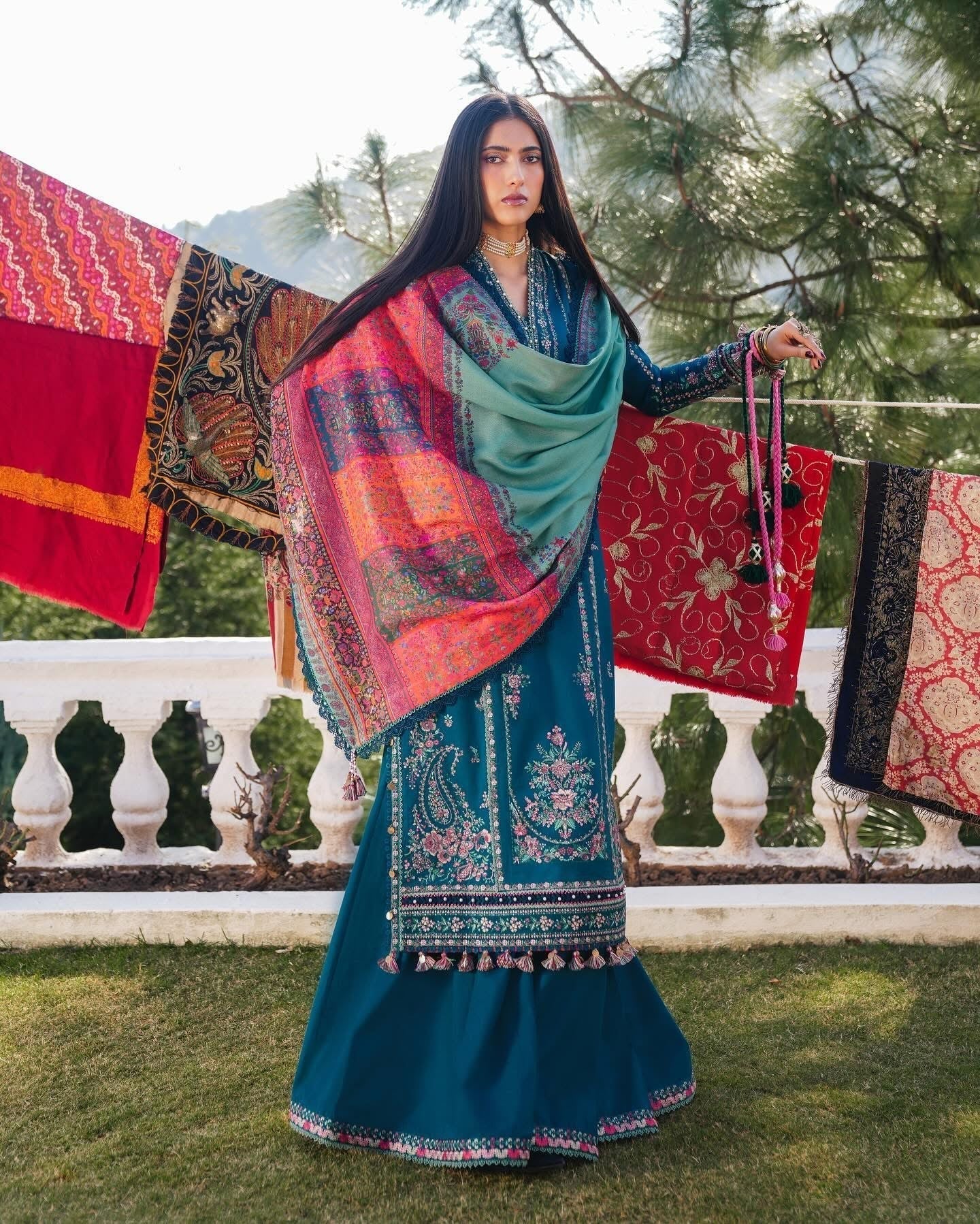 Hussain Rehar Unstitched Dhanak 3PC With Printed Shawl