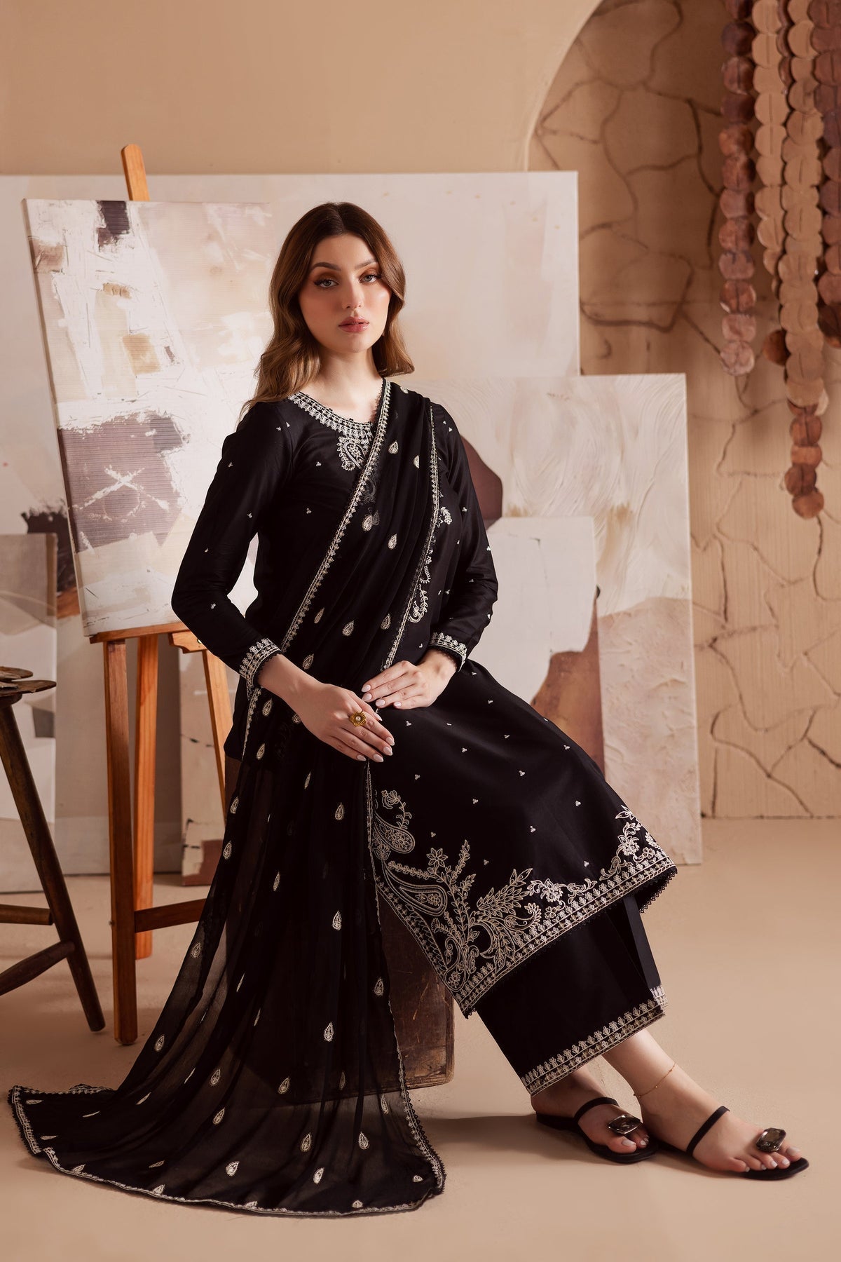 BATIK-3PC DHANAK EMBROIDERED SHIRT WITH CHIFFON EMBROIDERED DUPATTA AND TROUSER (SYT-130)