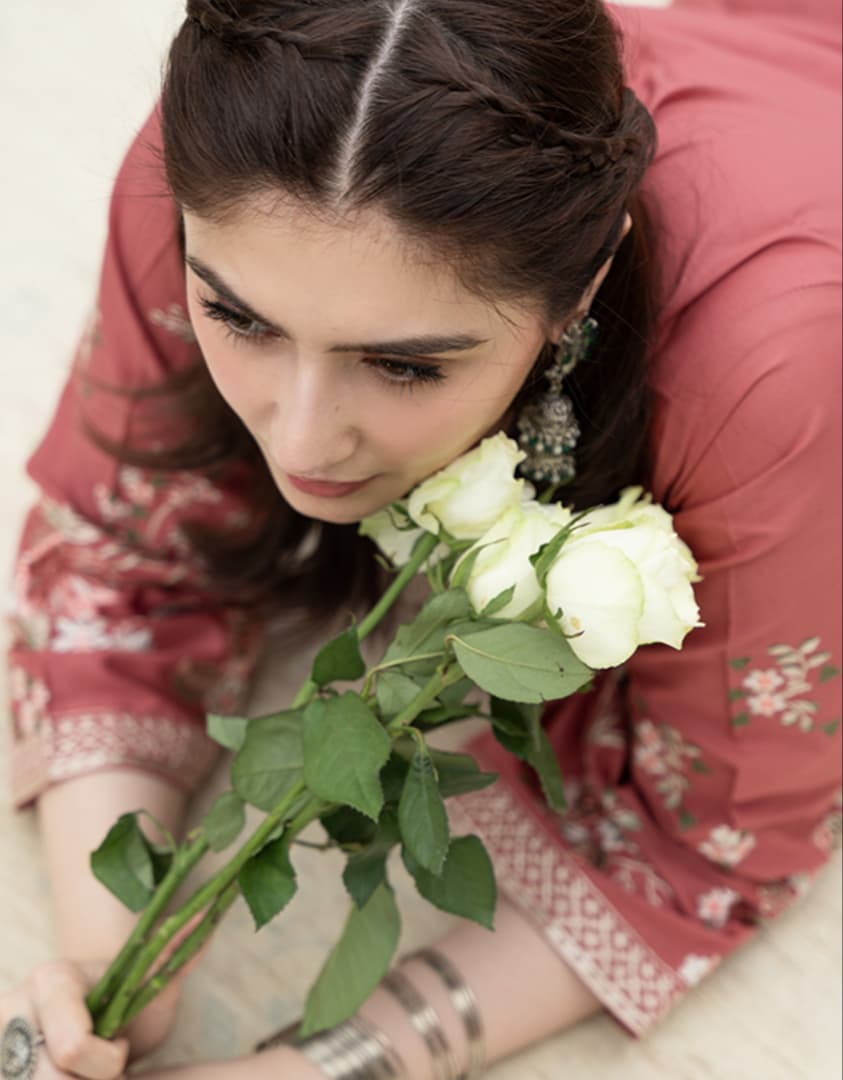 DURE FISHAN EMBROIDERY 2PC P R E M I U M  C O L L E C T I O N READY TO WEAR