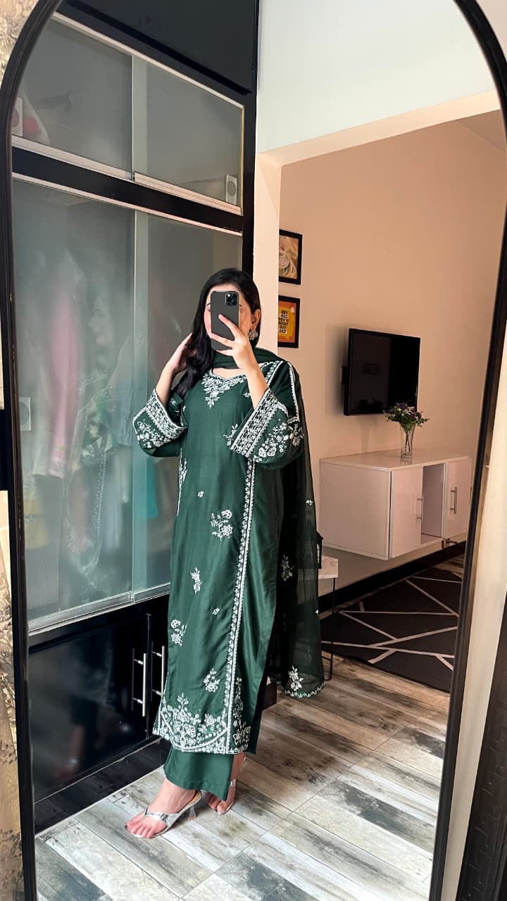 GRACE EMBROIDERY 3PC READY TO WEAR