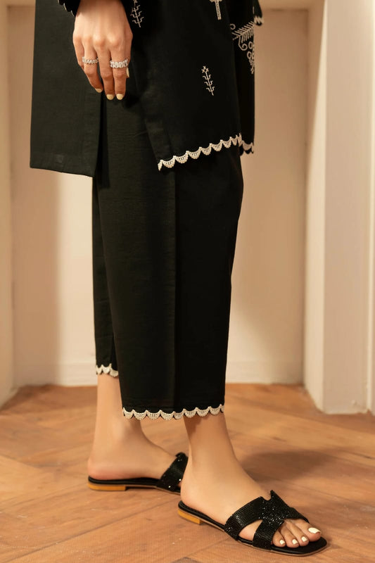 EMAAN EMBROIDERY 2PC READY TO WEAR