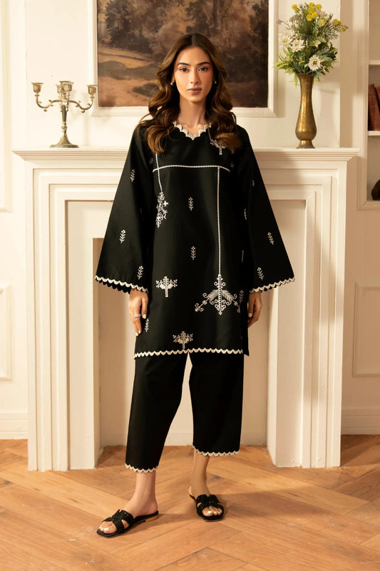 EMAAN EMBROIDERY 2PC READY TO WEAR