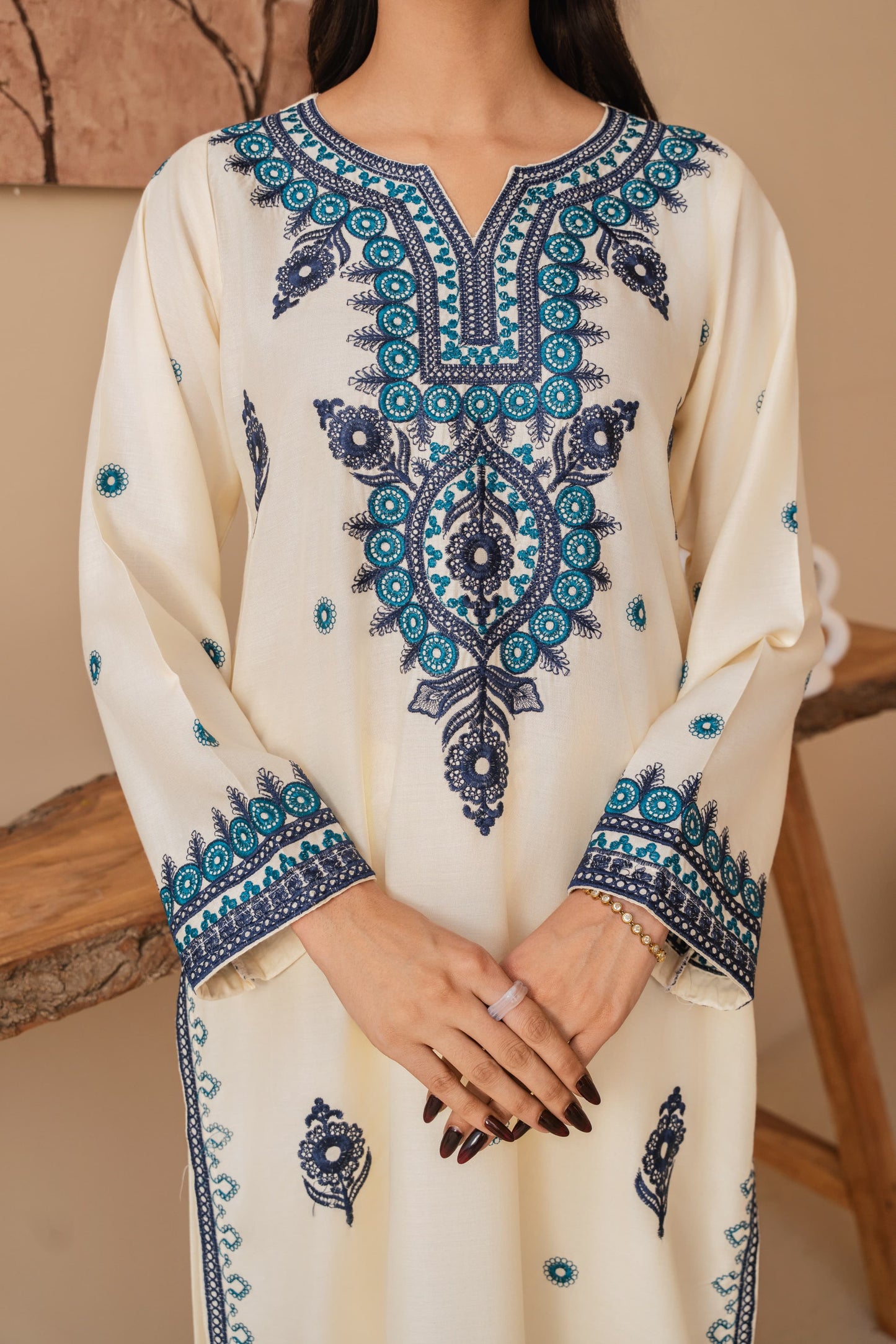NOOR ELEGANCE EMBROIDERY 2PC